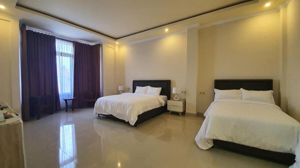Grand Puri Hotel Batununggul Екстериор снимка